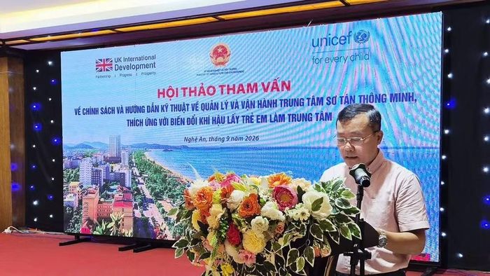 Ông Nguyễn Văn Tiến, Phó Cục trưởng Cục Quản lý đê điều và Phòng chống thiên tai (Bộ Nông nghiệp và Môi trường) phát biểu tại Hội thảo. (Ảnh: Cục Quản lý đê điều và Phòng, chống thiên tai)