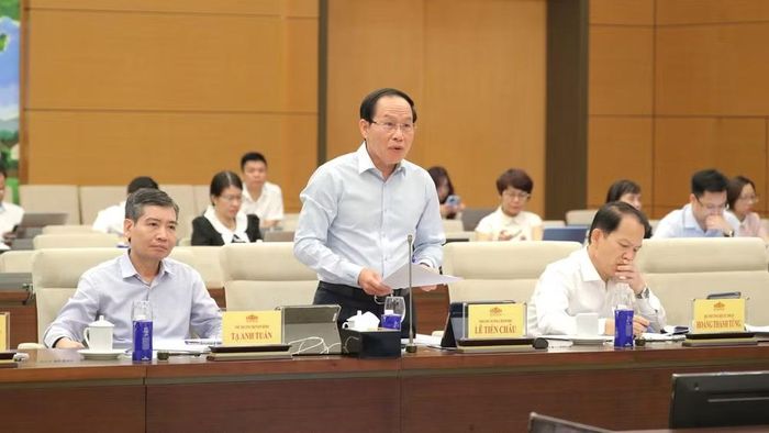 Phó Thủ tướng Lê Tiến Châu phát biểu tại phiên họp của Ủy ban Thường vụ Quốc hội chiều 21/9. (Ảnh: DUY LINH)