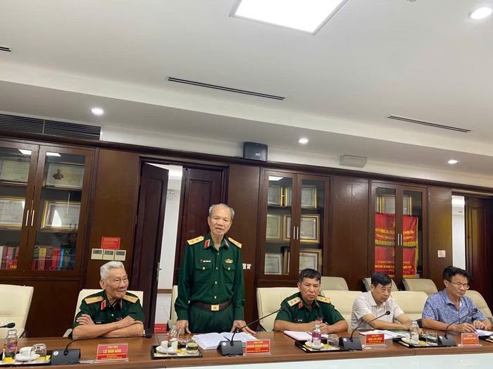 Trung tướng Hoàng Khánh Hưng, Chủ tịch Hội Hỗ trợ gia đình liệt sĩ Việt Nam phát biểu. (Ảnh: Anh Thơ)