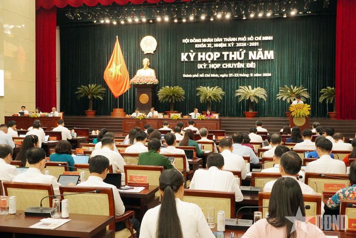 Toàn cảnh kỳ họp.