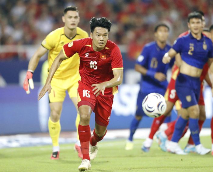 Việc trung vệ Nguyễn Thành Chung lỡ hẹn FIFA ASEAN Cup 2026 là một tổn thất của đội tuyển Việt Nam. Ảnh: VFF