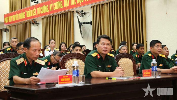 Các đại biểu tham dự hội nghị.