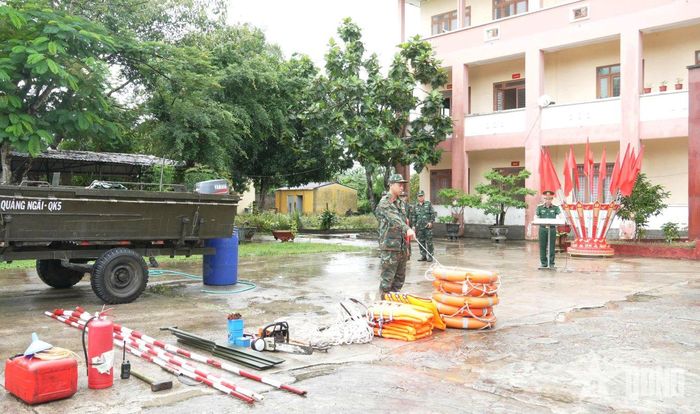 Ban tổ chức giới thiệu nội dung chuẩn bị vật chất, phương tiện, quân tư trang của các đội phòng, chống thiên tai, tìm kiếm cứu nạn.