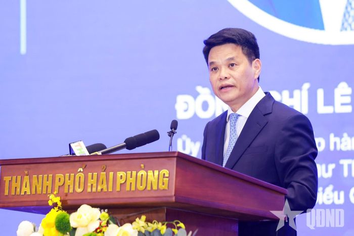  Đồng chí Lê Ngọc Châu phát biểu.