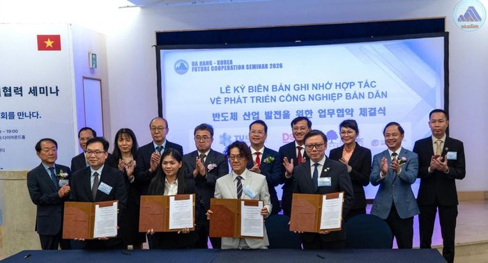 Các cơ quan, đối tác của Đà Nẵng và Hàn Quốc ký Biên bản ghi nhớ hợp tác.