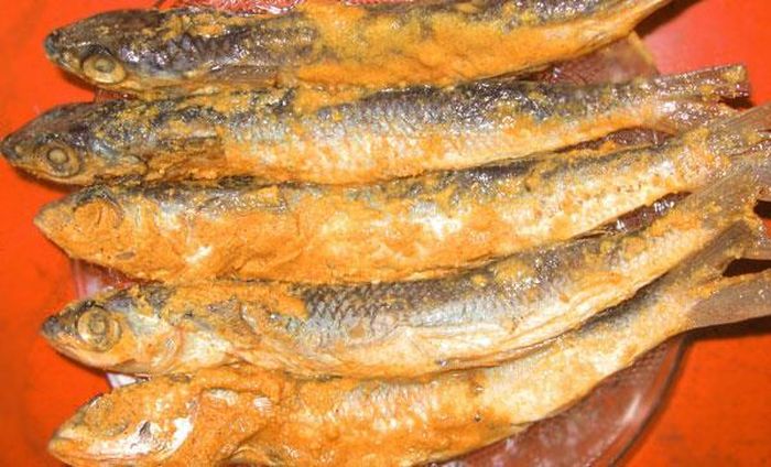 Món mắm thính cá chuồn đầy hấp dẫn của người quê xứ Quảng.