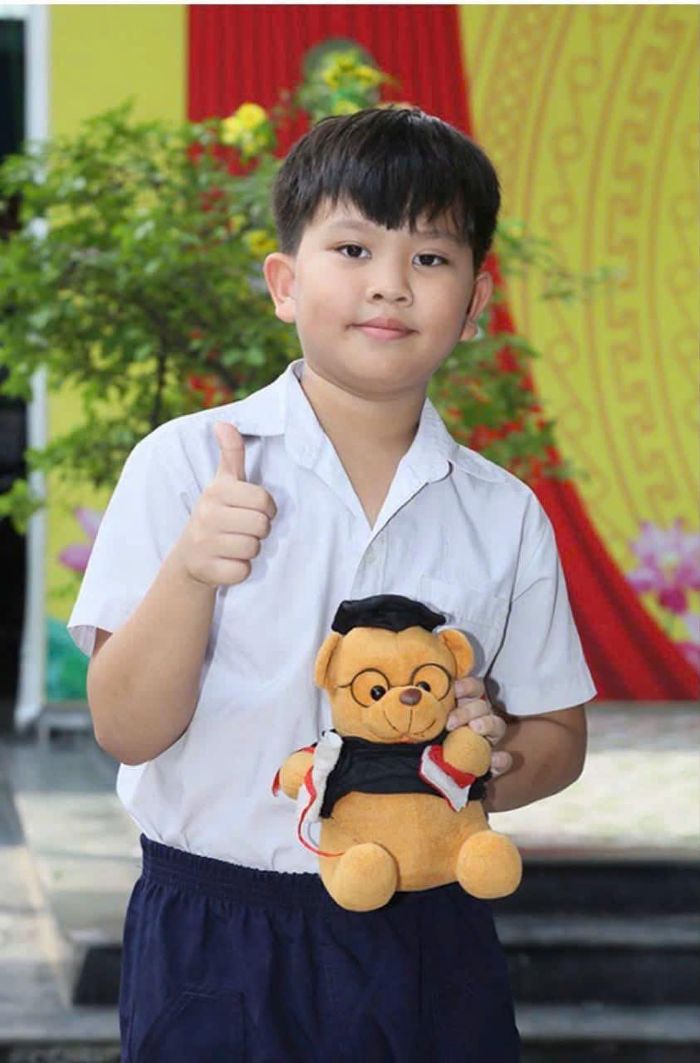  Gia đình hiện đã trình báo Công an phường Trung Mỹ Tây để tìm kiếm em Phát. Ảnh gia đình cung cấp 