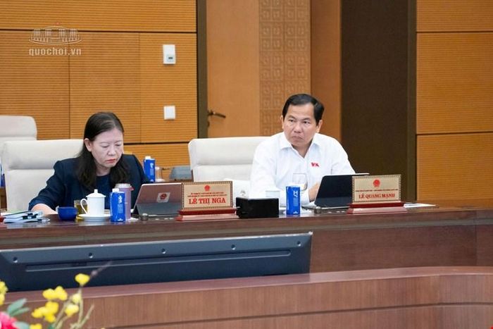 Đại biểu dự họp. Ảnh: CỔNG THÔNG TIN ĐIỆN TỬ QUỐC HỘI