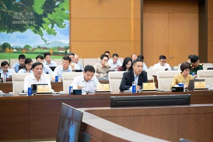 Các đại biểu dự họp. Ảnh: CỔNG THÔNG TIN ĐIỆN TỬ QUỐC HỘI