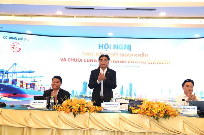 Phó Chủ tịch Thường trực UBND TPHCM Nguyễn Lộc Hà phát biểu chỉ đạo tại hội nghị.