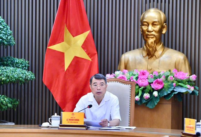  Thủ tướng lưu ý, tuyệt đối không để tiếp diễn tình trạng học sinh đi học mà không có SGK. ﻿Ảnh: VIẾT CHUNG 