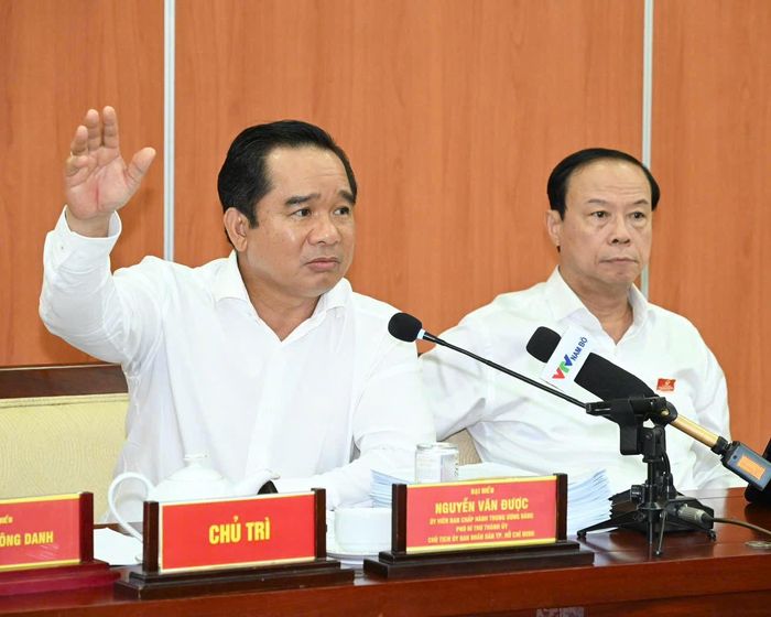 Chủ tịch UBND TPHCM Nguyễn Văn Được nêu ý kiến tại tổ thảo luận. Ảnh: VIỆT DŨNG