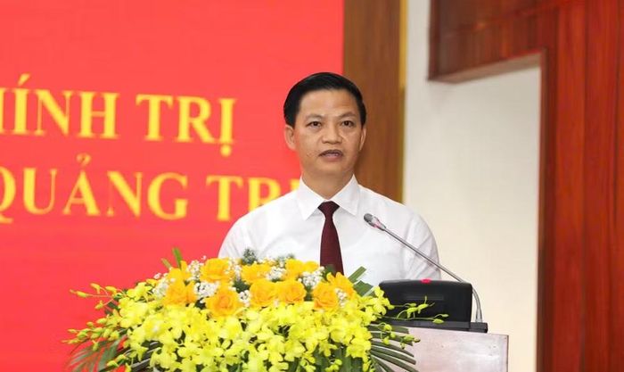 Ông Vương Quốc Tuấn phát biểu nhận nhiệm vụ mới. Ảnh: HT