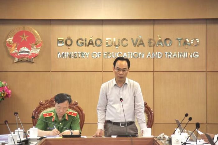 Bộ trưởng Hoàng Minh Sơn phát biểu khai mạc.