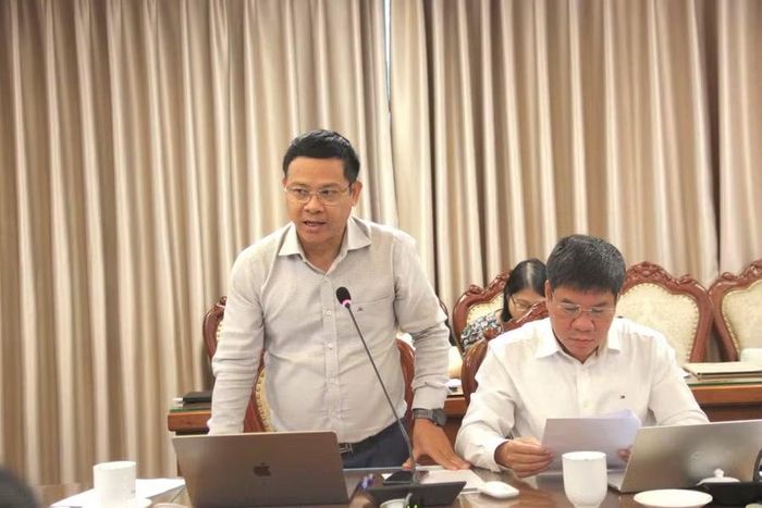 Ông Nguyễn Sơn Hải - Quyền Cục trưởng Cục Khoa học, Công nghệ và Thông tin báo cáo.