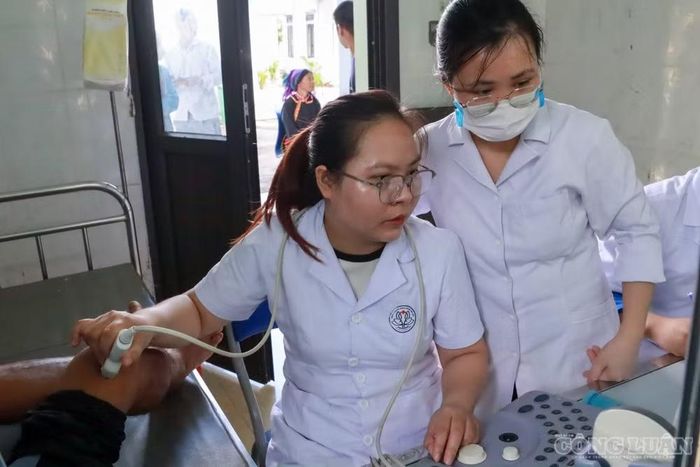 Trường hợp qua khám sức khỏe phát hiện bệnh và bác sĩ chỉ định điều trị ngay, chi phí điều trị sẽ được Quỹ BHYT thanh toán theo phạm vi quyền lợi và mức hưởng của người bệnh.
