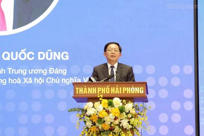 Phó Thủ tướng Hồ Quốc Dũng phát biểu chỉ đạo tại Diễn đàn. Ảnh: CP