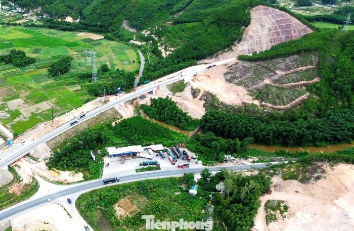 Đoạn cao tốc Cam Lộ - La Sơn qua TP. Huế chưa thể triển khai xây dựng trạm dừng nghỉ.