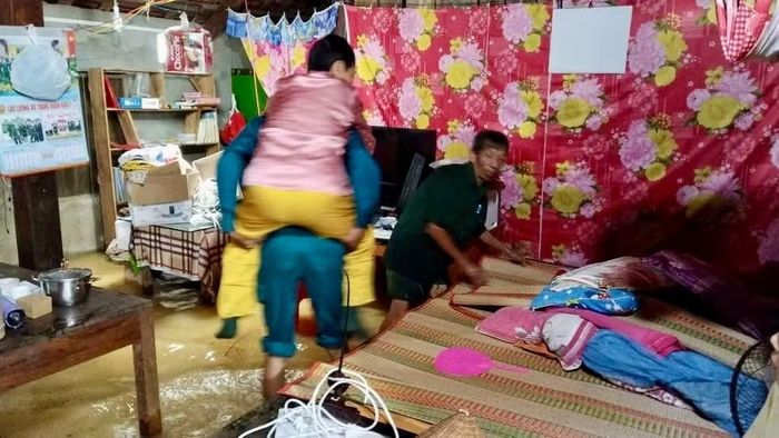 Theo UBND xã Cát Tiên 3, địa phương tiếp tục duy trì lực lượng trực, cập nhật diễn biến thời tiết, thủy văn, kiểm tra các khu vực có nguy cơ cao và chủ động cảnh báo người dân