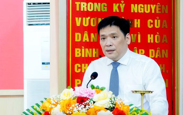 Ông Nguyễn Thanh Bình - tân Phó Bí thư Tỉnh uỷ Nghệ An phát biểu nhận nhiệm vụ.