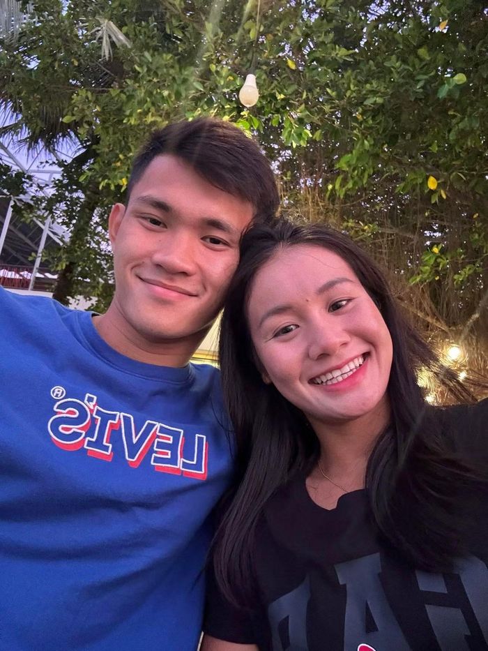 Thanh Bảo hơn bạn gái 4 tuổi. Cả hai đều là tuyển thủ quốc gia và thường xuyên cùng tham dự các giải đấu lớn. Trong thời gian thi đấu tại SEA Games 33, Thanh Bảo có những hành động cổ vũ dành cho Mỹ Tiên. Sau khi Mỹ Tiên giành HCV đầu tiên trong lịch sử tham dự SEA Games, Thanh Bảo đăng ảnh bạn gái và gửi lời chúc mừng trên trang cá nhân. Khi anh giành được huy chương vàng, Thanh Bảo giơ hai ngón tay, xếp thành hình chữ T. Trong cuộc phỏng vấn sau đó, anh tiết lộ đó là ký hiệu chữ cái đầu tên bạn gái.