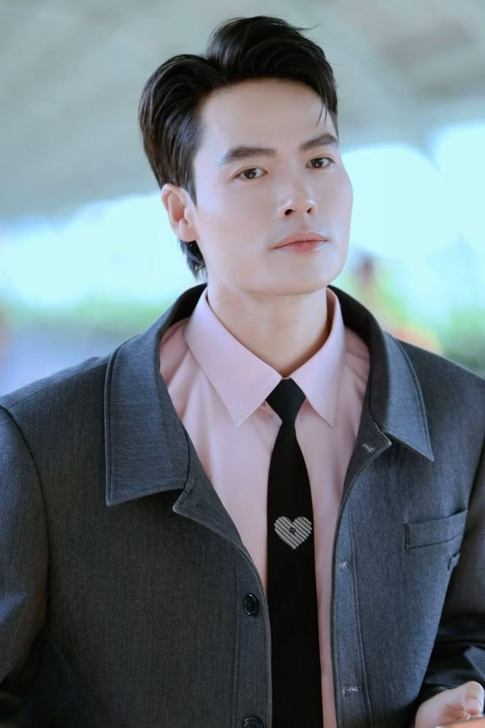 Võ Tấn Phát là diễn viên đang lên, được cả khán giả game show, điện ảnh yêu thích.