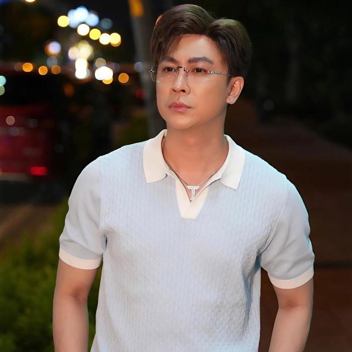 Ca sĩ Hồ Việt Trung làm cha đơn thân nhiều năm.