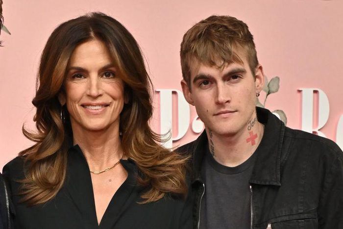 Cindy Crawford và con trai Presley Gerber. Ảnh: Shutterstock