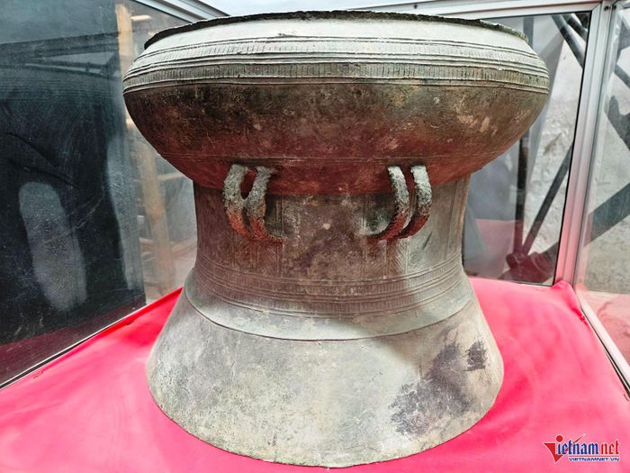 Chưa thể khẳng định chiếc trống đồng đang lưu giữ, bảo quản tại Bảo tàng tỉnh Ninh Bình cơ sở 1 là chiếc trống đồng phát hiện năm 1994.