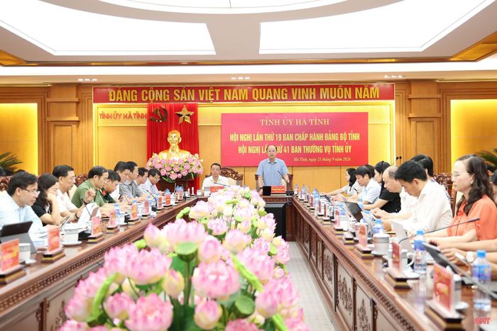 Toàn cảnh hội nghị.