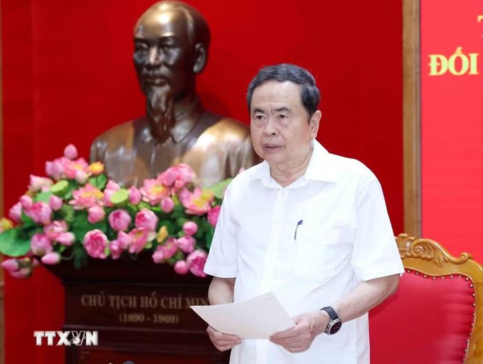 Đồng chí Trần Thanh Mẫn, Ủy viên Bộ Chính trị, Chủ tịch Quốc hội, Trưởng đoàn kiểm tra, giám sát số 220 phát biểu chỉ đạo hội nghị. (Ảnh: Phương Hoa/TTXVN)