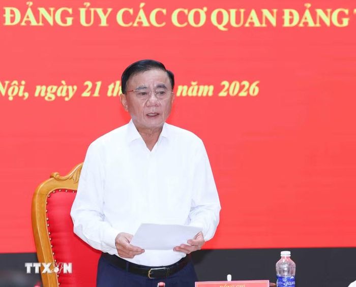 Đồng chí Trần Cẩm Tú, Ủy viên Bộ Chính trị, Thường trực Ban Bí thư, Bí thư Đảng ủy các cơ quan Đảng Trung ương phát biểu tại hội nghị. (Ảnh: Phương Hoa/TTXVN)
