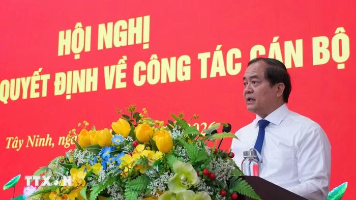 Ông Nguyễn Hồng Thanh, Chủ tịch Hội đồng Nhân dân tỉnh Tây Ninh, phát biểu tại lễ nhận Quyết định. (Ảnh: Thanh Bình/TTXVN)