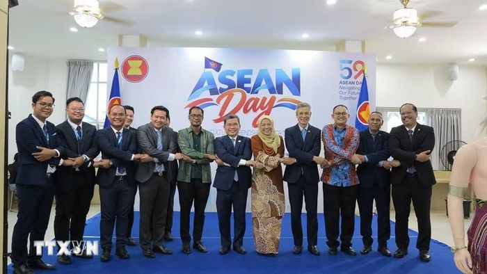 Các đại biểu tham dự sự kiện. (Ảnh: Minh Hưng/TTXVN)