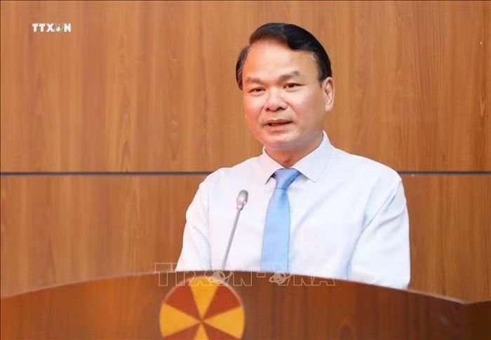 Bộ trưởng, Chủ nhiệm Văn phòng Chính phủ Đặng Xuân Phong phát biểu tại Hội nghị.