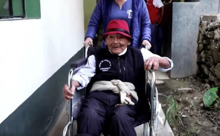 Cụ Marcelino Abad Tolentino, thường được gọi thân mật là Mashico, sinh sống tại vùng Huanuco, miền trung Peru.