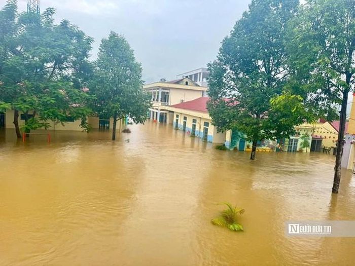 Phân hiệu Thành Mỹ (Trường mầm non Thành Vinh) bị ngập sâu trong trận mưa lũ vừa qua.