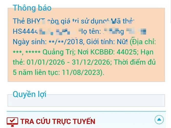 Theo phụ huynh, viêc "gối đầu" thu quá sớm, trong khi thẻ BHYT còn hạn đến 31/12/2026 vô tình gây gánh nặng cho phụ huynh vào đầu năm học.