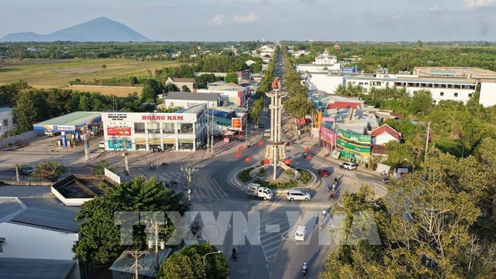 Giao thông nông thôn tại xã Châu Thành, tỉnh Tây Ninh. Ảnh: Minh Phú - TTXVN
