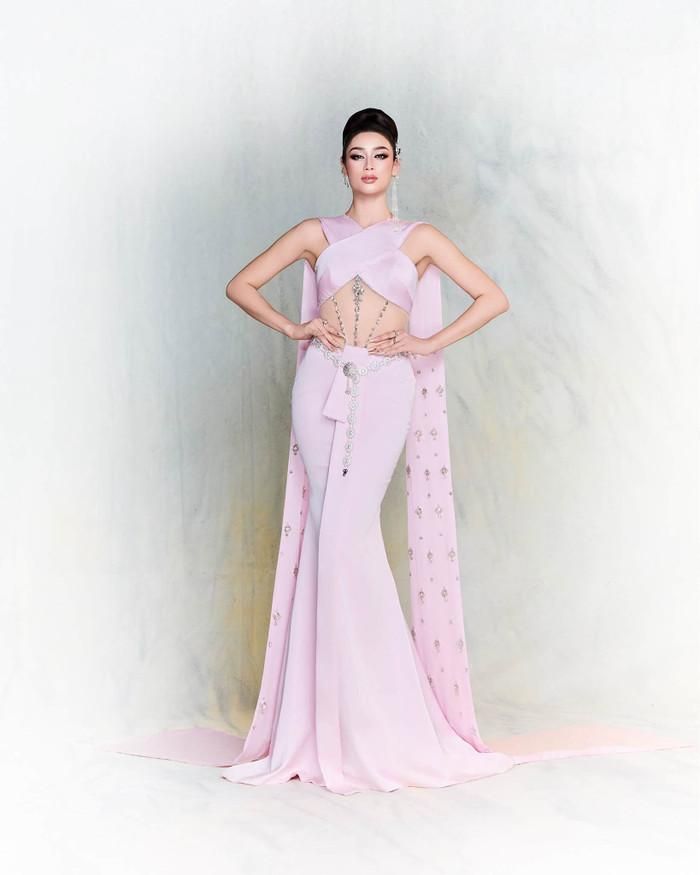Khán giả đang kỳ vọng Emoura Phạm mang về vương miện thứ 2 của Miss Grand International cho Việt Nam. 