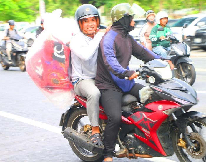 Cũng theo ông Rem, nỗi trăn trở lớn nhất đối với những người thợ làm đầu lân nơi đây, chính là mong nghề làm lân được công nhận là nghề truyền thống của Huế, để thế hệ trẻ tiếp tục bảo tồn, giữ gìn và phát huy giá trị văn hóa của vùng đất cố đô.