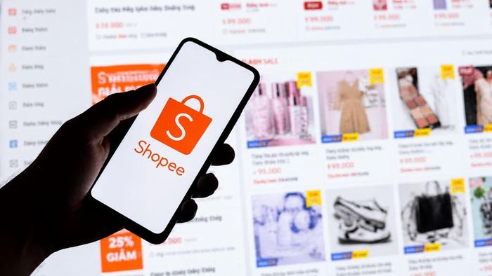 Ứng dụng thương mại điện tử Shopee cũng là một mô hình kinh tế nền tảng. Ảnh: ST