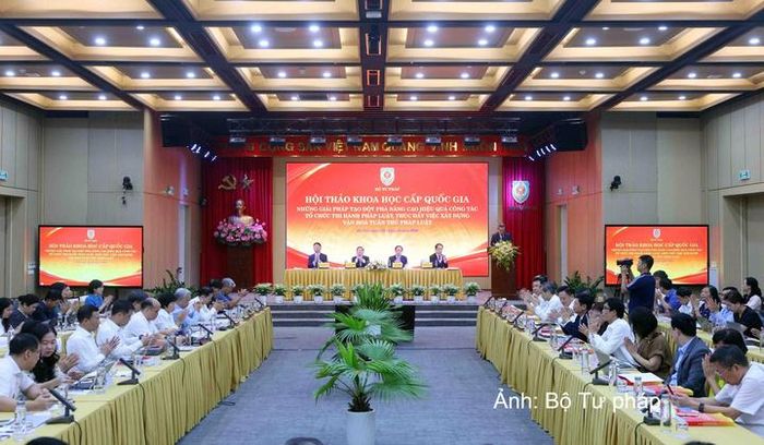 Quang cảnh hội thảo.