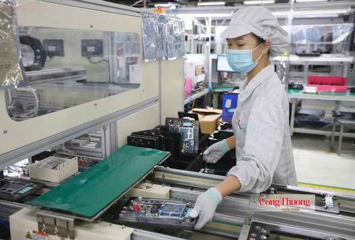 Hoạt động sản xuất, kinh doanh của doanh nghiệp góp phần thúc đẩy tăng trưởng "2 con số".