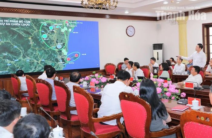 Đơn vị tư vấn báo cáo 3 nhóm ý tưởng quy hoạch.