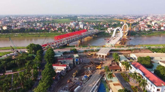 Với tổng mức đầu tư 1.848,6 tỷ đồng, dự án gồm cầu đường sắt dài khoảng 1.000m và cầu đường bộ dài khoảng 700m.