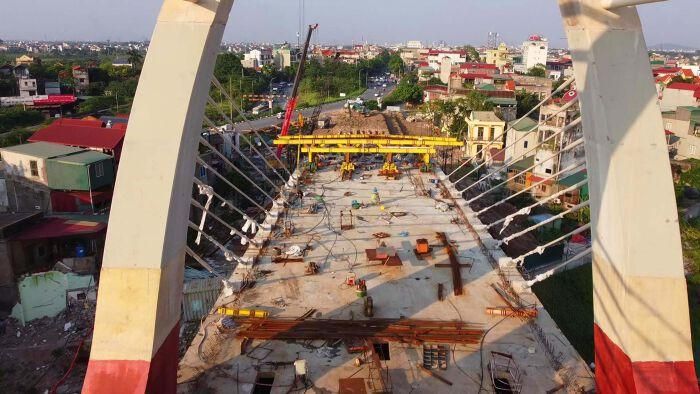 Tuy nhiên, tiến độ hoàn thành toàn bộ công trình vẫn phụ thuộc vào mặt bằng thi công cầu dẫn.