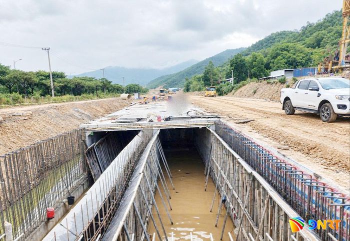 Các hạng mục đang đạt tiến độ đề ra. Ảnh: THÀNH LÂN