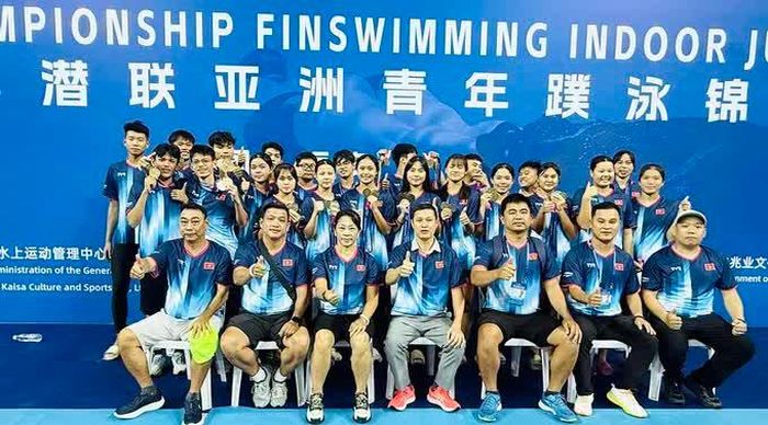 Đội lặn trẻ Việt Nam hoàn thành nhiệm vụ tại Giải vô địch trẻ châu Á 2026. Ảnh: MINH MINH