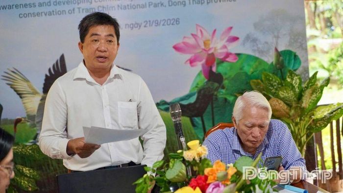 Phó Chủ tịch Hội Nông dân tỉnh Đồng Tháp Phạm Văn Toàn phát biểu tại hội nghị tổng kết.